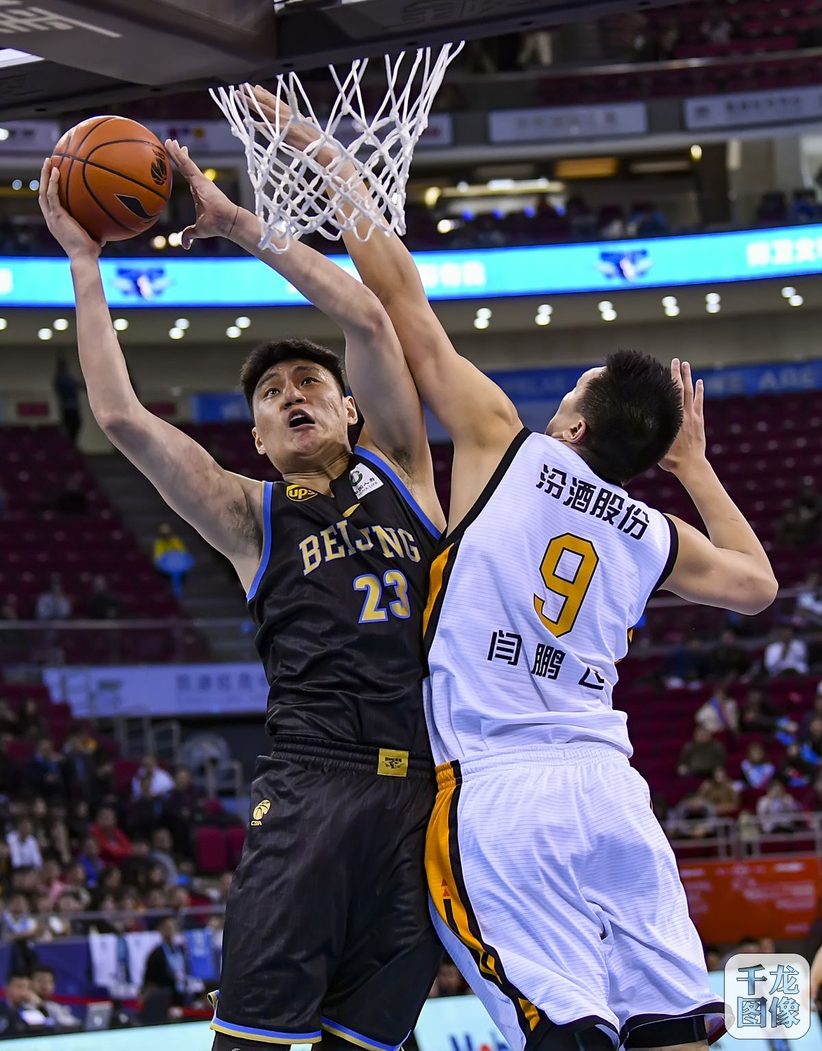 了更多的悬 了更多的悬