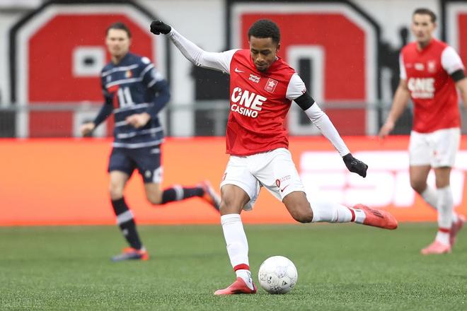 合同薪资纠 合同薪资纠