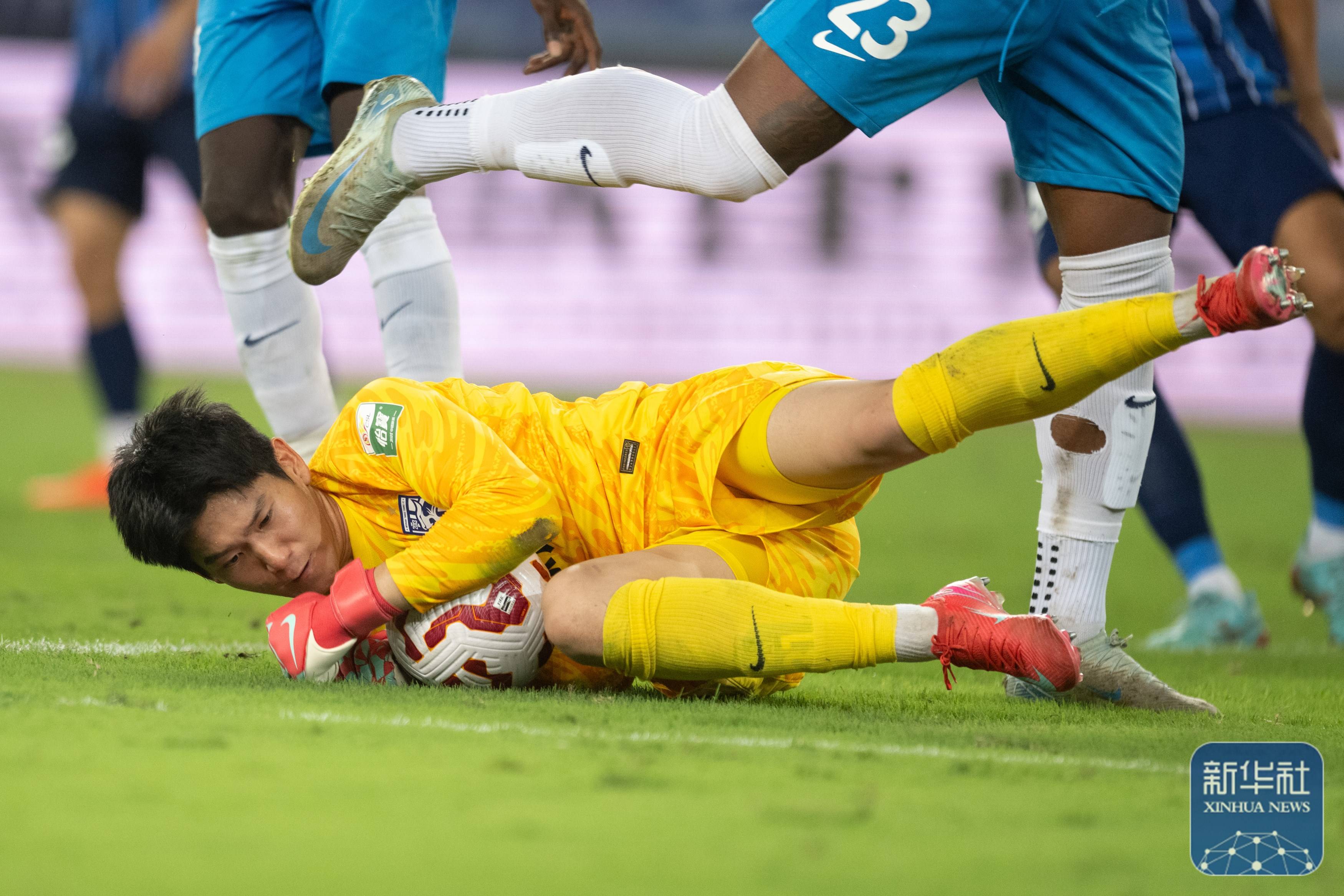 对手时陷入 对手时陷入